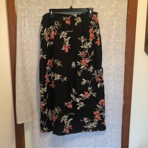 I.N. Studio San Francisco black floral skirt w/ split - size XL